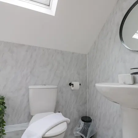 Ellerby Lane House *